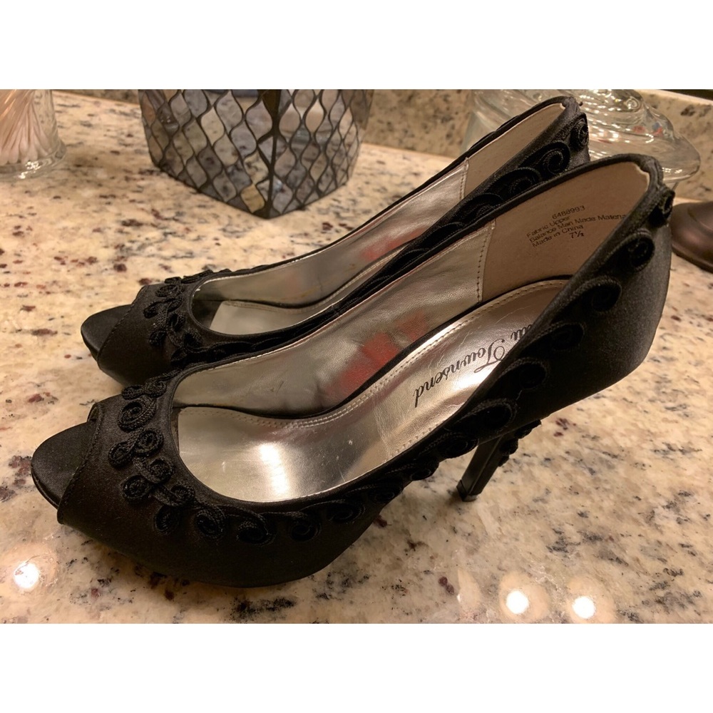 Lulu Townsend sexy high heels